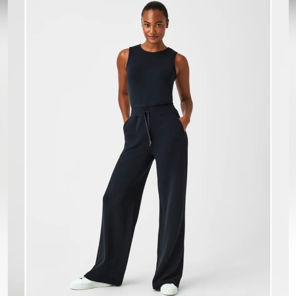 SPANX Air Essentials Sleeveless Jumpsuit